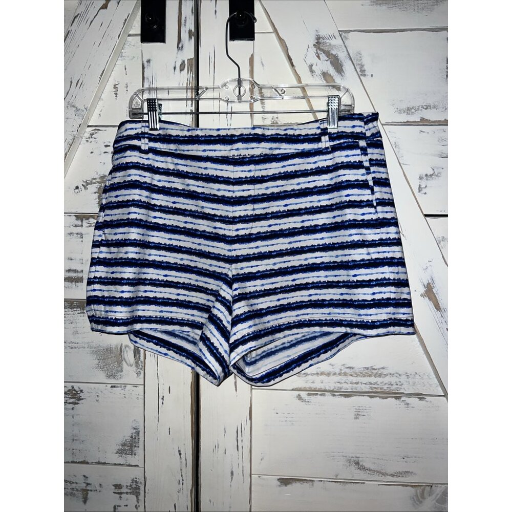 Spanx Sunshine Shorts Women's Medium White Blue Tie Dye Nylon Stretch 4” Inseam